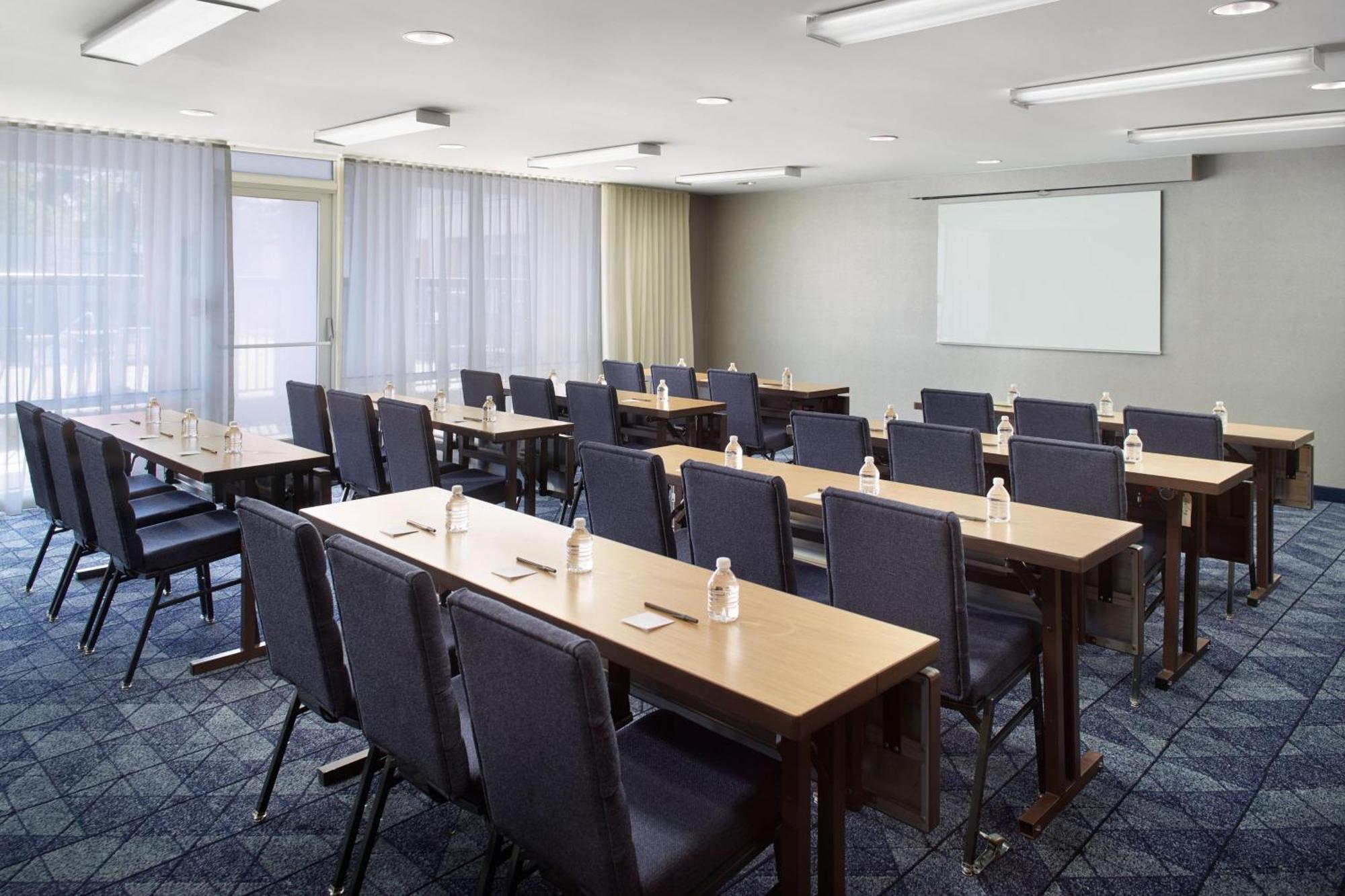 Courtyard By Marriott Myrtle Beach Broadway Esterno foto