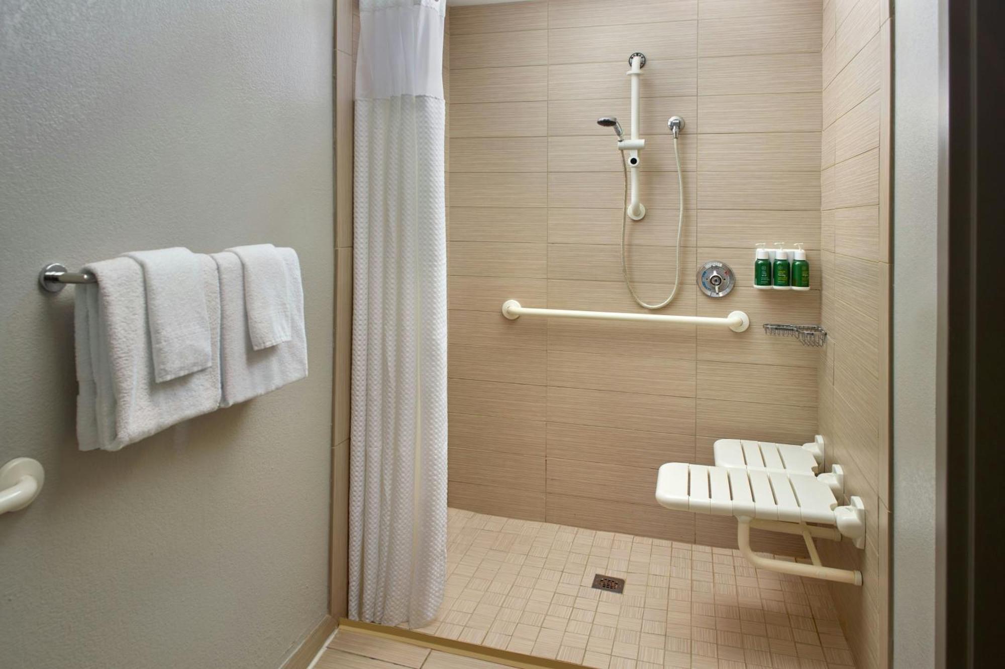 Courtyard By Marriott Myrtle Beach Broadway Esterno foto