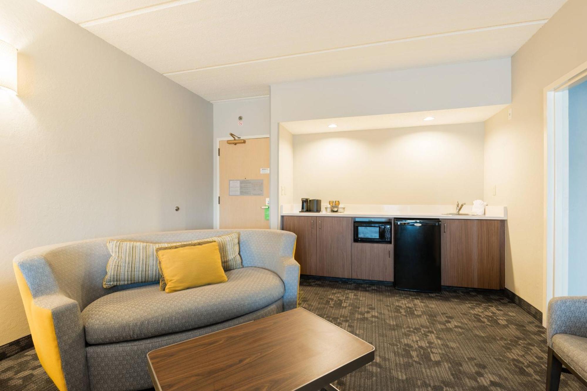 Courtyard By Marriott Myrtle Beach Broadway Esterno foto